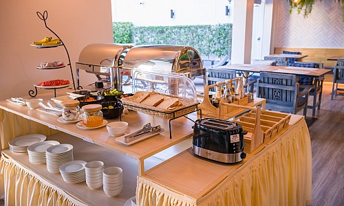 Buffet Breakfast